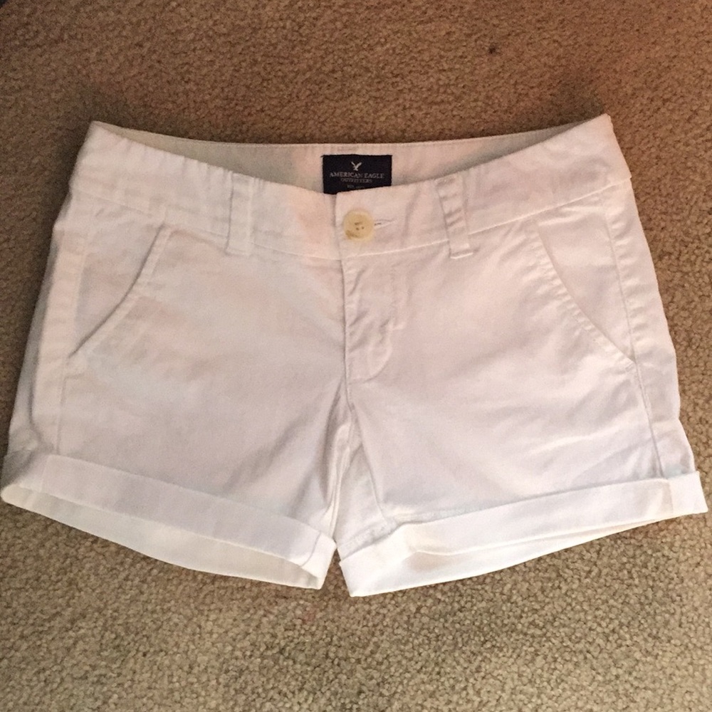 American eagle midi stretch shorts size 00 white